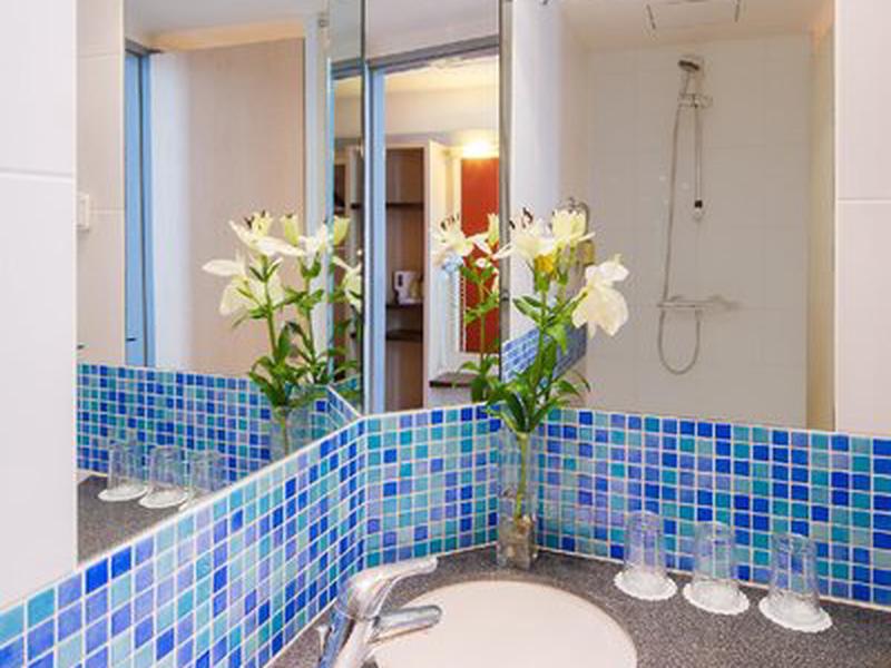 281AD4D27B99FEC56FBF4E0E86576E80