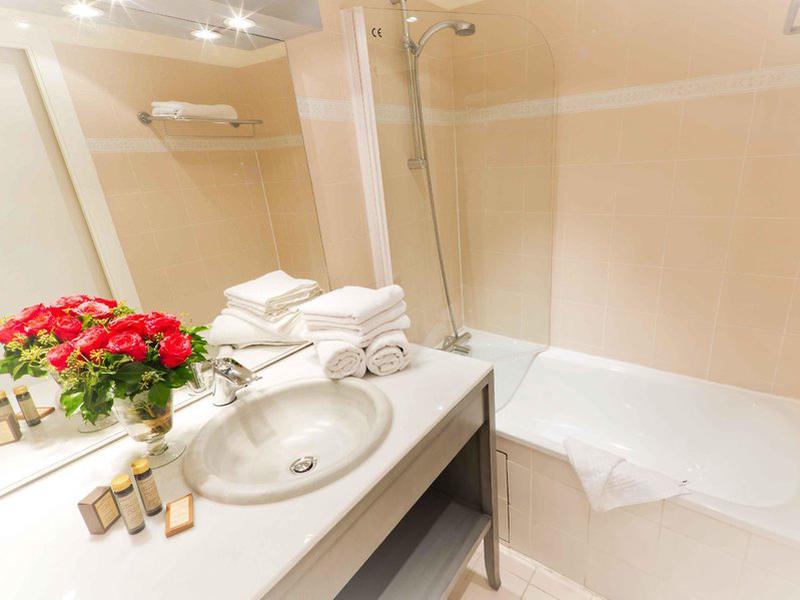 E45CF77AEBA2DD0AA51F346400DB8716