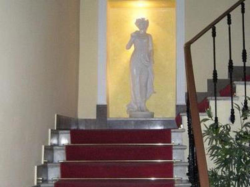 AD43F8463B4F20E1D0D463A34334BBE8