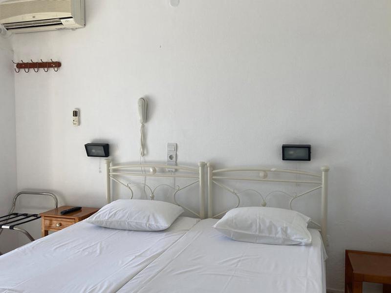 C2F34BBD2685E3C5E81B8237340735F6