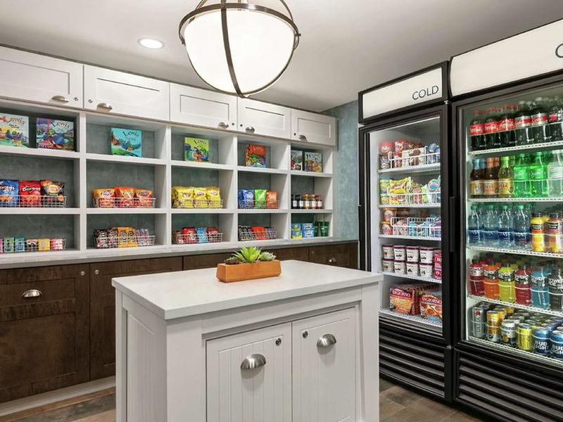 688DF38A8E647844B20D22C3D946BDDE