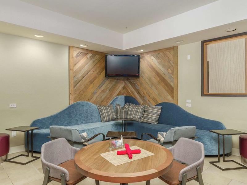 402C05D84C0AD7172E4066F673876078