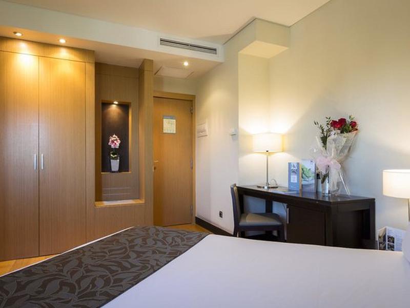 5A3B2335B1EA3C3DAFDD69E0FCB7E778