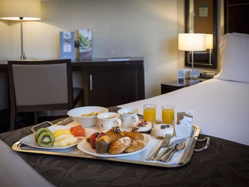 026DF02CCB51A67F3B1393F79A4A9F42