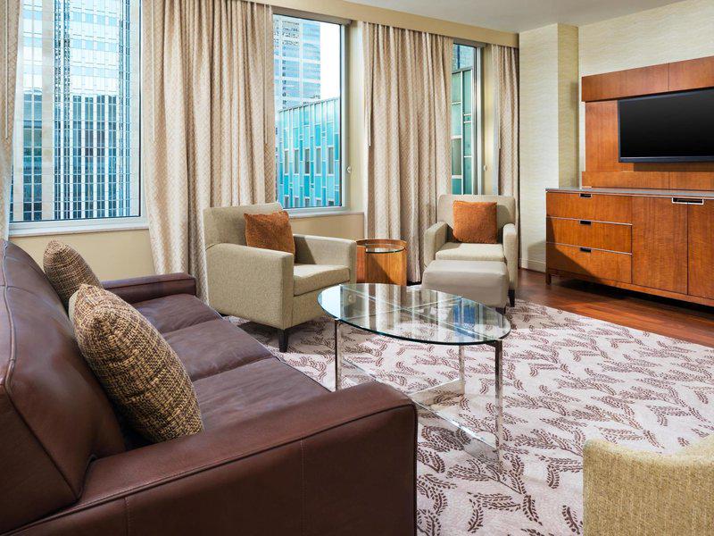 B1E5DF49CF89FD34E1A0B835C71AF76B