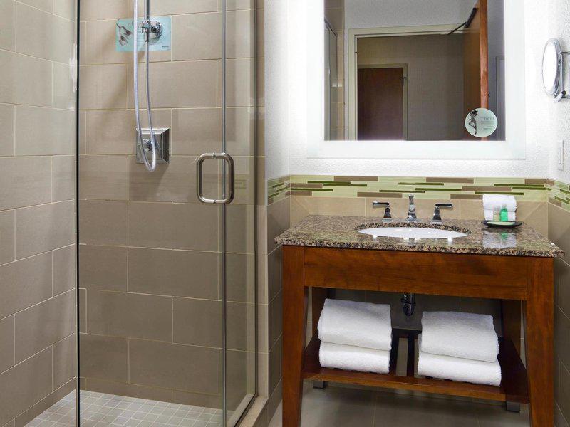 3D0D5F88DBF04F5C9FF6AF9557C694D5