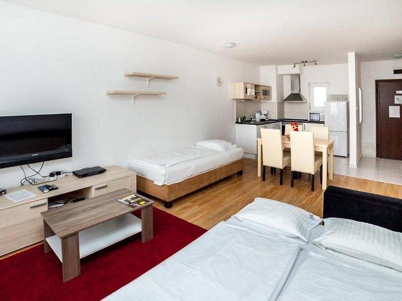 40E0721F4CA2DCD735ECF7F245466F8B