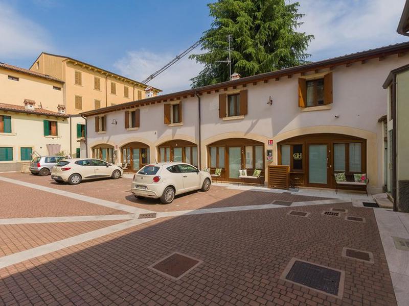 0A16BCE37879674D865B6D73AB701DFA