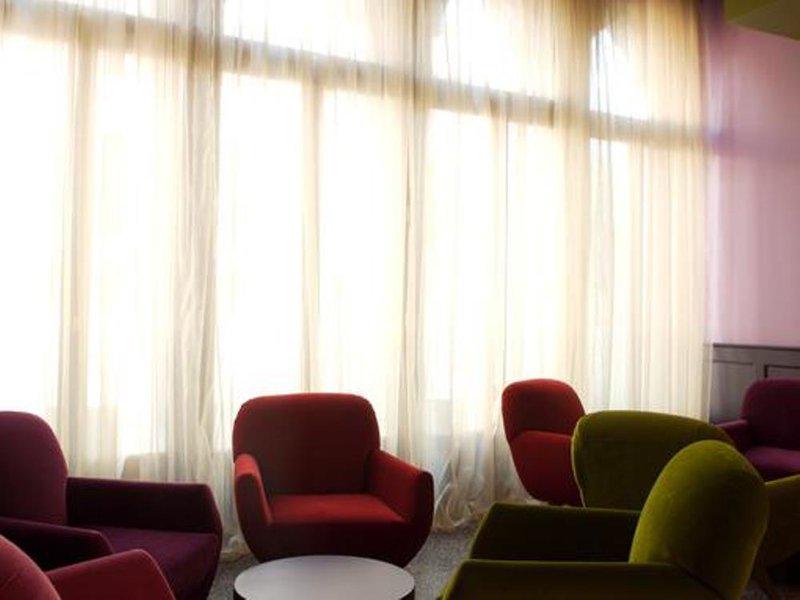 AED06FF1744E4C0FE26EF24ED5849B4C