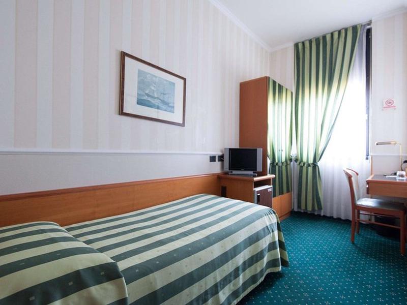 4B23081C03518EAB48F8DBECA2777989