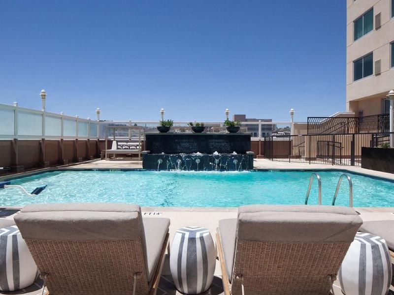 61240911B1BBF73AE7AA2C7D39EC565F