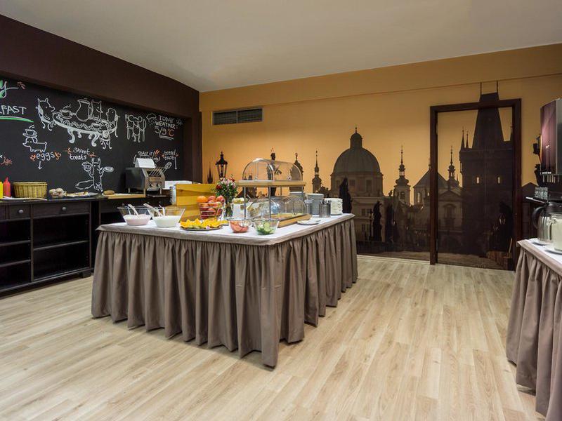 706D35B940F9EAE05EB4B5021389D959