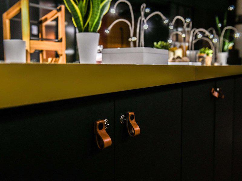 F5884209F79DC8462B63C65EEB6C57E2