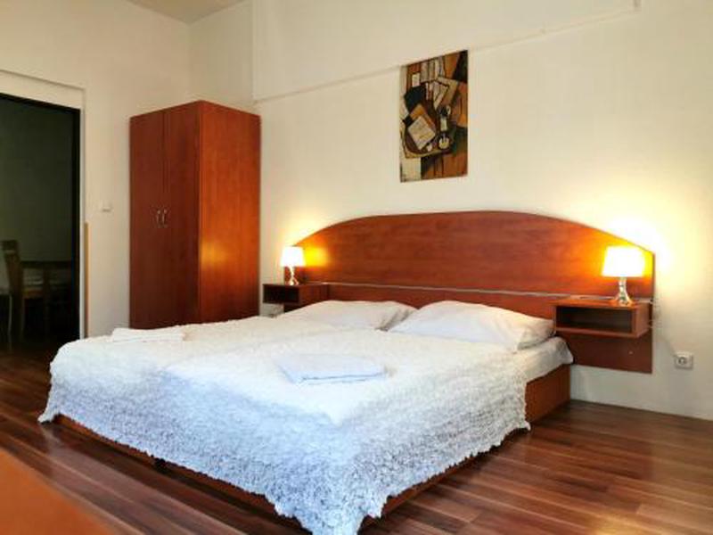 09D959D510979F4E530041E34939080A