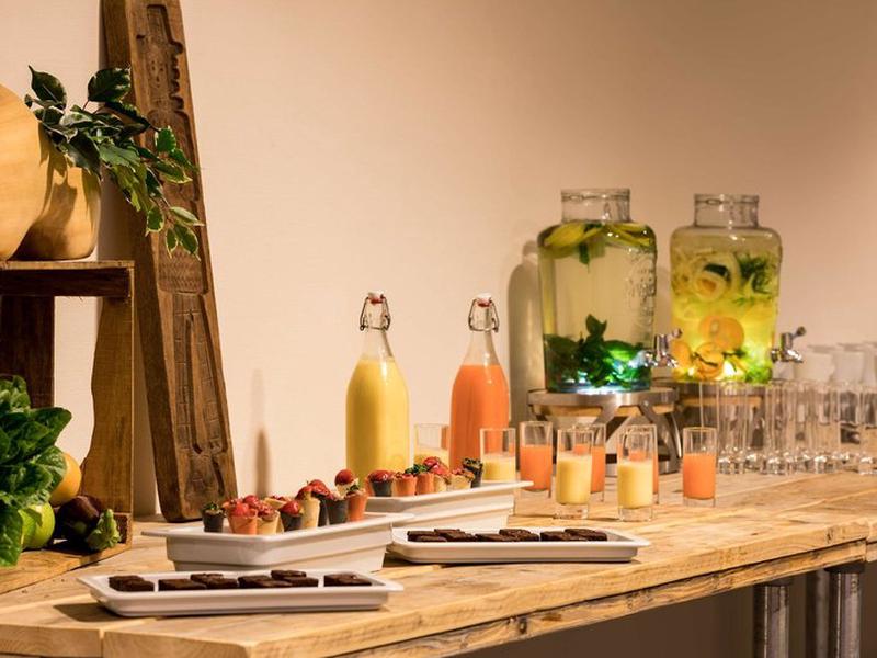 FAB92567BC2A3E1AACA161727C094AFF