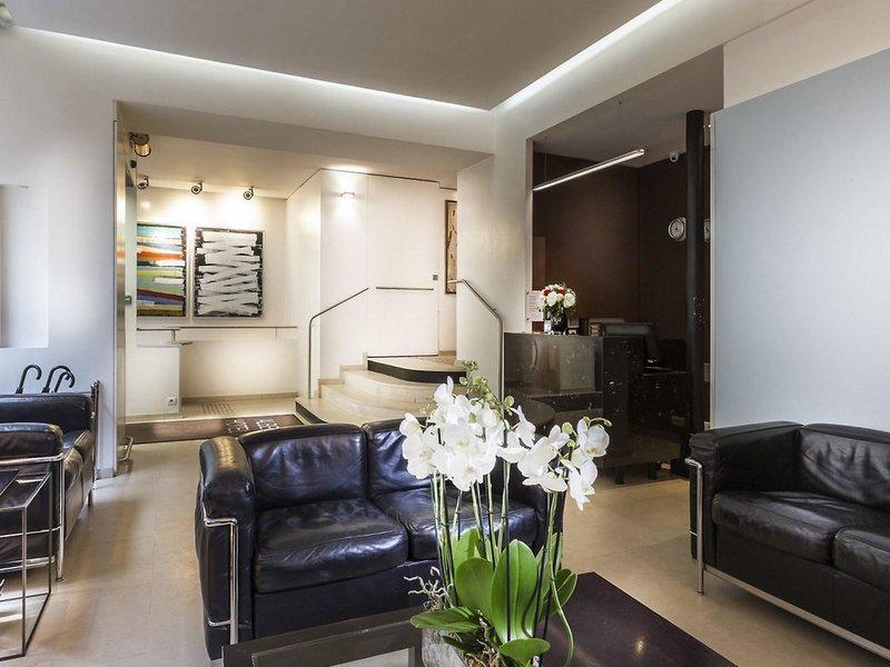 B0F728EA576B94FD2E55C87A2FBB15AE