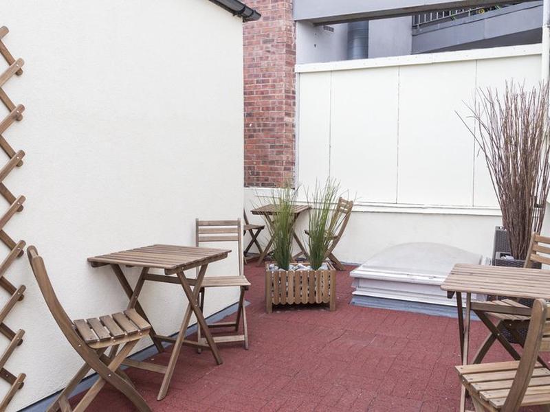 9ABFEACB4A561887F8A6DE2E692E729C