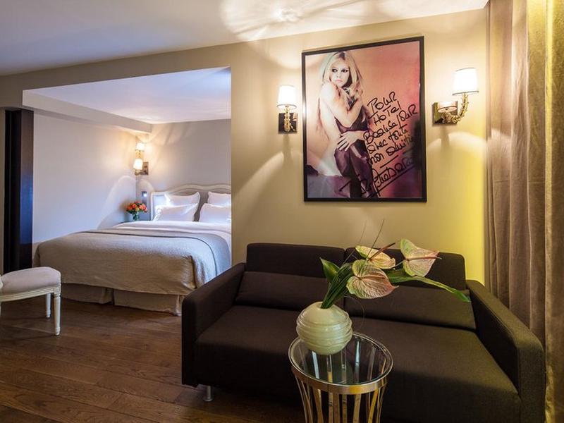 8695C8EF23F25BB819B0A7DFFE8A9614