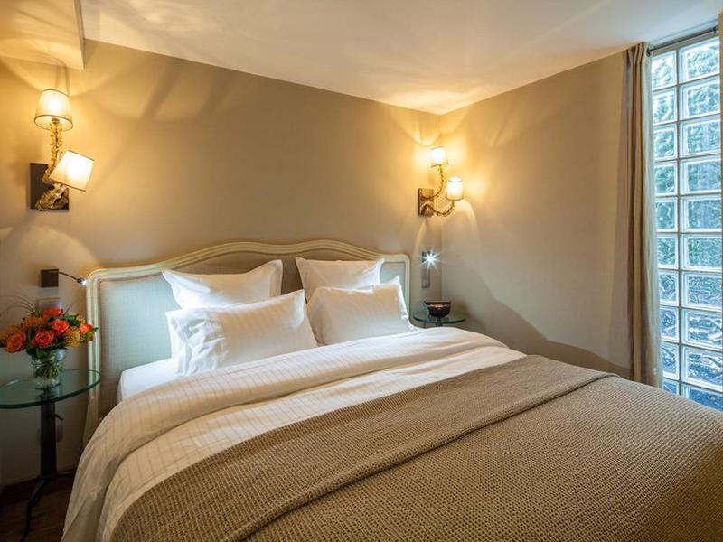 250833E58A6C5150C3C93F9918DC398E