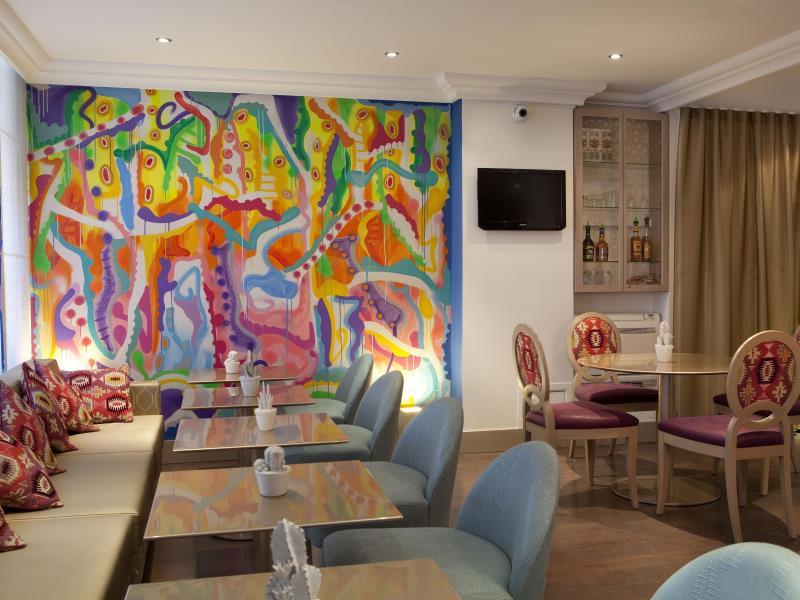 182FF2393E4EA531BB4EF9B19D2C4C8E