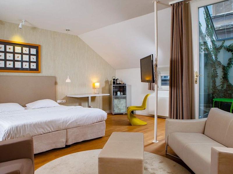 5DAC8BB93ED1E675B52208C0D18A415A