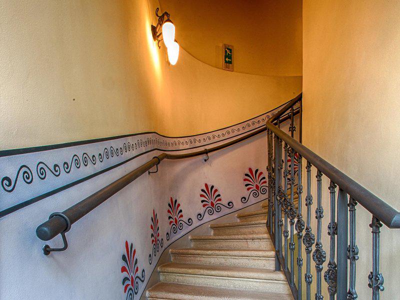 0B95351B90F08BA128391784FAA4CAAD