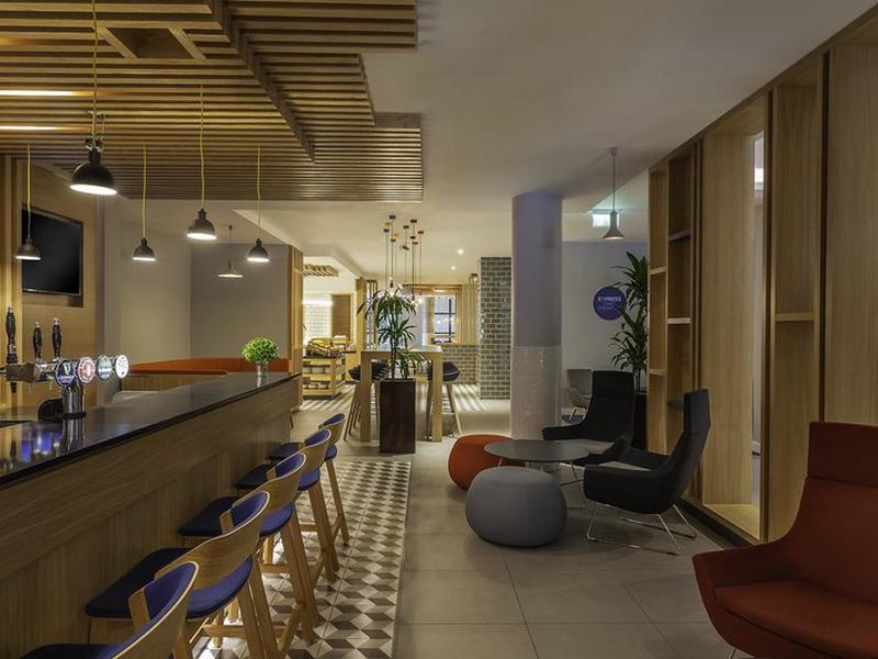 65454943B8476D7B8BEAE9E38D729DCC