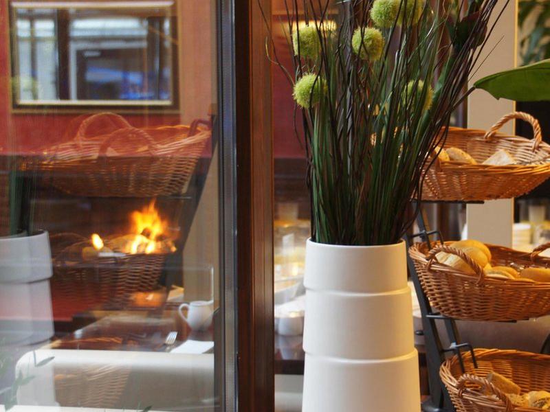 DCABDD4E0C462CBCEDC737A1B650F93E