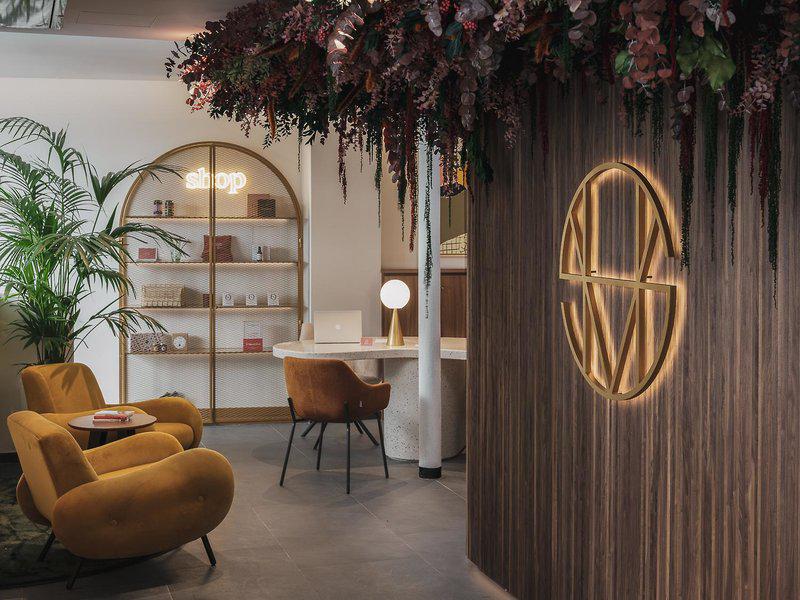 3E8A980D1E38AF2C0235CAAE5E256C83