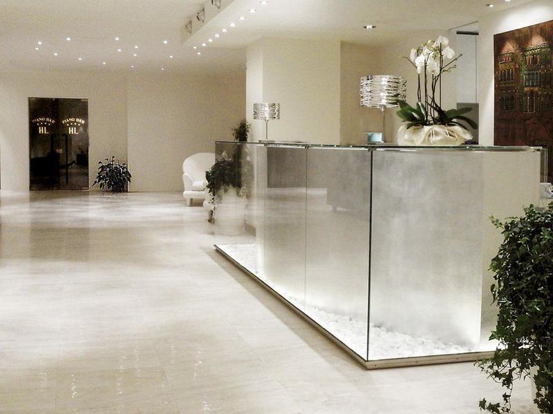 B25D43F54D4E216FB3A68539967D7695