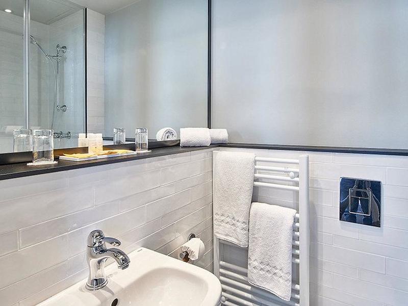 AA617BAD2802580FBC084FD9EF901E99