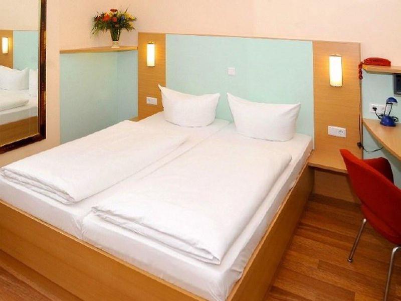 FFB407270AD0267324FEC8D51D184571