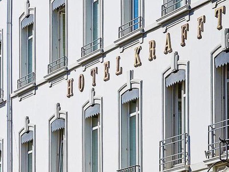 18F3A5F9B4CA3FC019A3B0084836D981