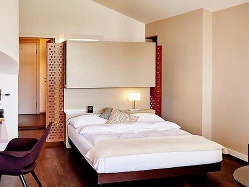 254EA09EA828AD305F8846B703B184A2