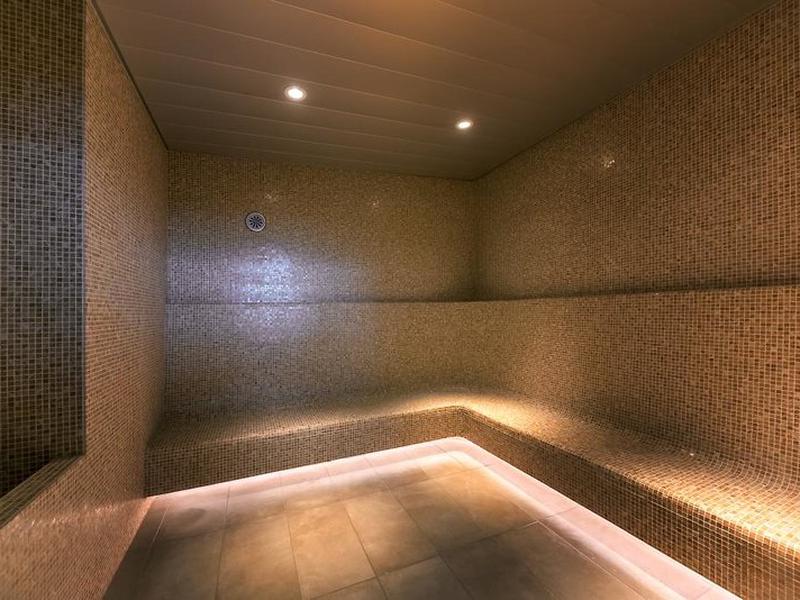 9FE15B50ED0C8BE19CEE5AFA24C73E45