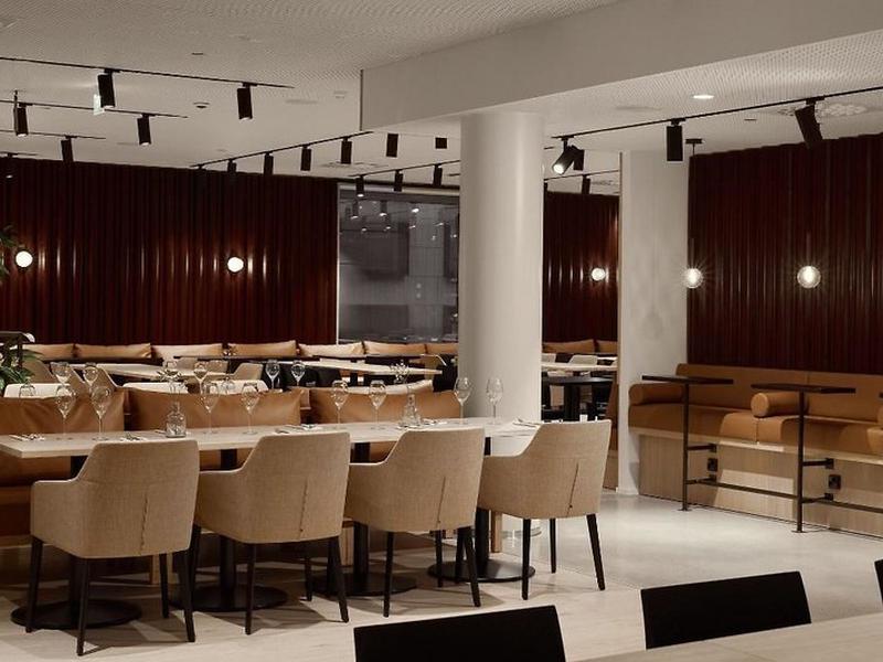 833ABB28859E3AE886EBE8DF5F2376E6