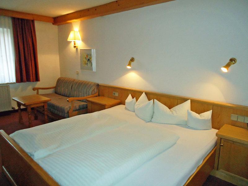 FE3AB4734D91D84E103B05D1F80A10D3