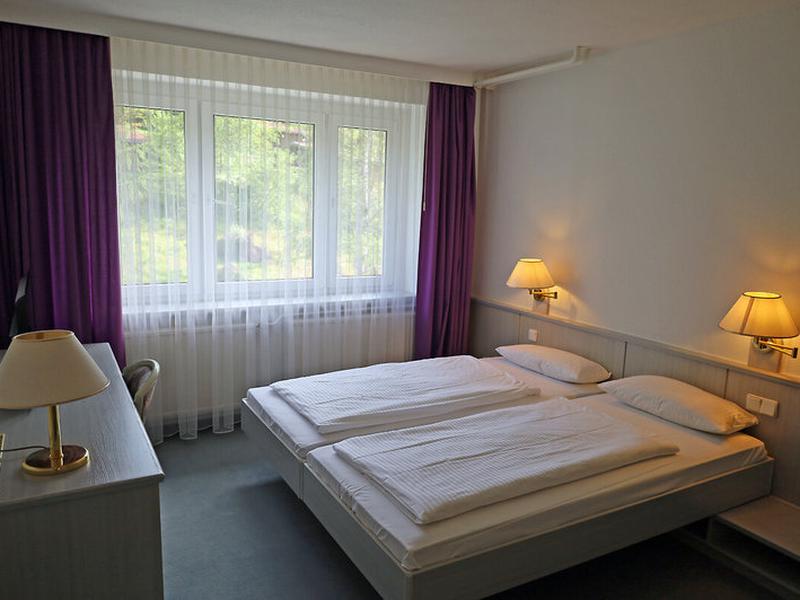 4236A56A25FB3B384FC631F853EDB7FE