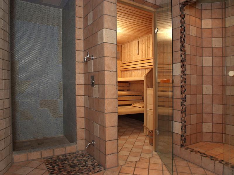 13FCCC4833435D3187613C9DFE69ECC1