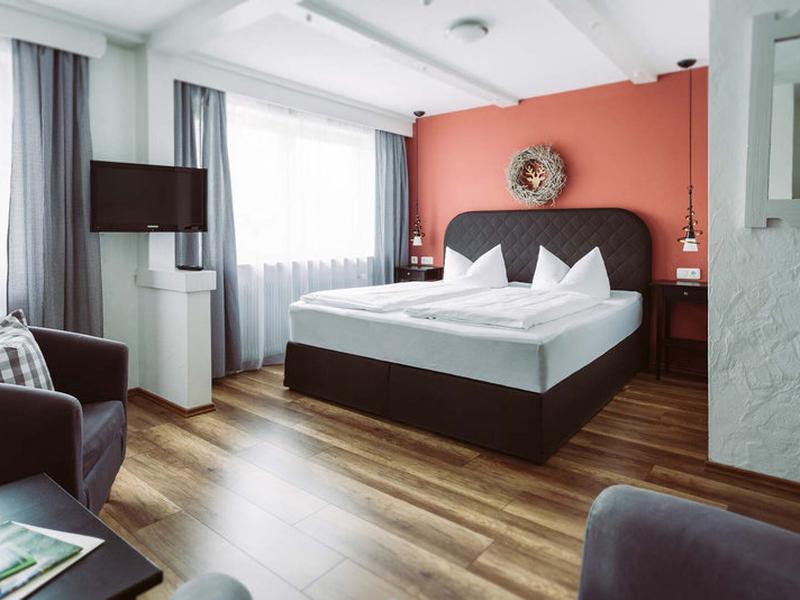 8F689B19ECE4DCE8D7BCF34B40015B5D