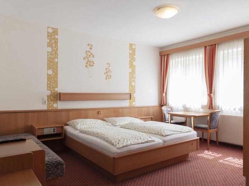 8E9B45574F1839B1A466C6175292E14D