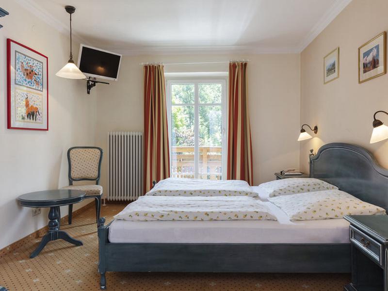 BAFFA33AAFB7463A0330EA9BF7D11528