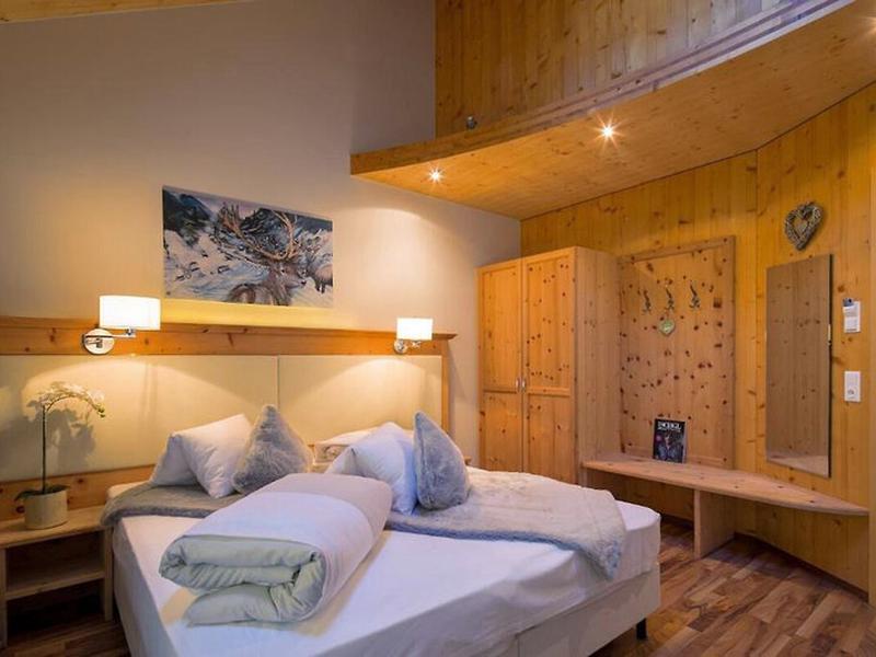 21A05F438D0BB9B056210D5D8F34712E