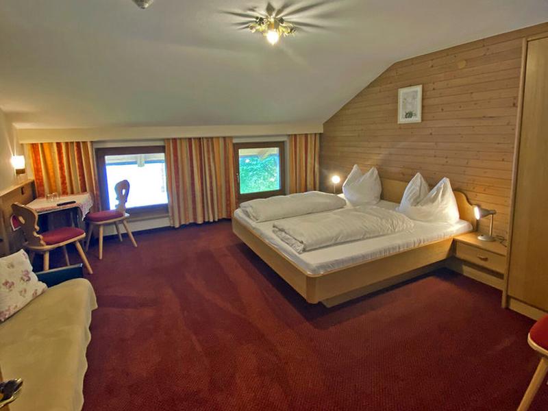 6F8919724176D7AFBE3AE3405B09F751