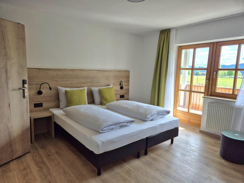 6C7C5AF1F9346D5DDF60A1DF621B1A9D