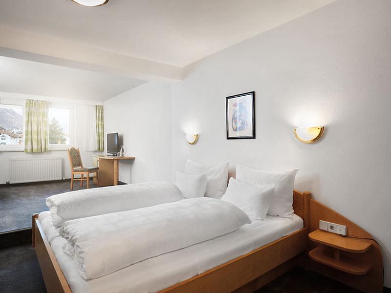 67BE76FF05E3080B183053F21F389292