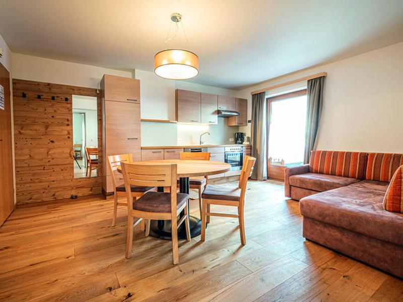 90AC65CFD277BEDB04E1401F859C792B