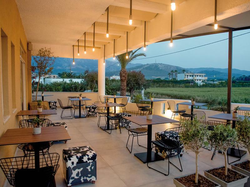 5B765EAF9495A3BF68CB02308902F4D7