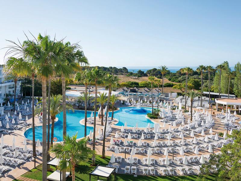 C8A483157AEF41872D4240F607D10D7F