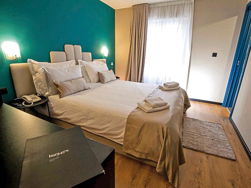 9D37655EB9EF5B0063C325E482145B58